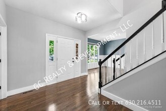 590 Golfers Ln in Bartlett, IL - Building Photo - Building Photo