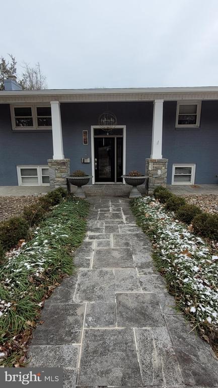 property at 557 Bellview Ave