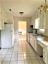 1641 2nd St NE in Center Point, AL - Foto de edificio - Building Photo
