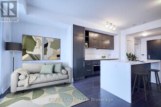 2803-65-2865 St Mary St in Toronto, ON - Building Photo - Building Photo