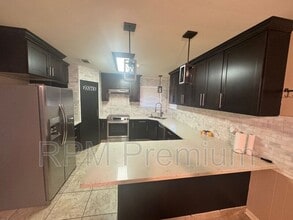 2175 Deerwood Dr in Baton Rouge, LA - Building Photo - Building Photo