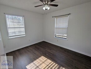 49 Fletcher Rd in Hinesville, GA - Foto de edificio - Building Photo