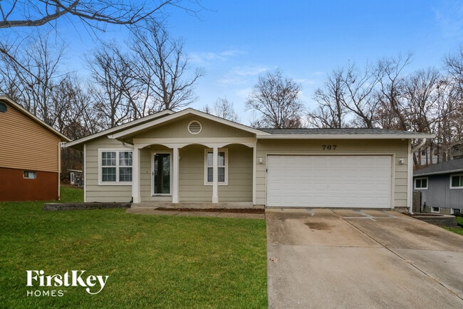767 Crescent Woods Ave in Valley Park, MO - Building Photo - Building Photo