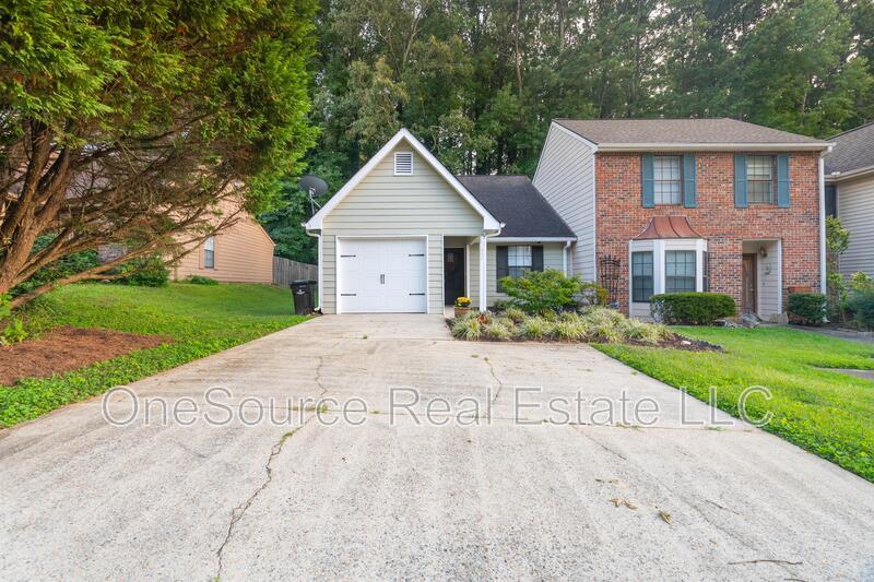 1037 Travelers Trail in Kennesaw, GA - Building Photo