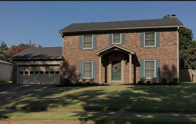 2059 Hampton Hill Dr