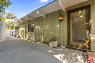 4950 Marmol Dr in Los Angeles, CA - Building Photo - Building Photo