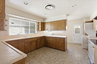 1709 S 14th St in Las Vegas, NV - Building Photo - Building Photo