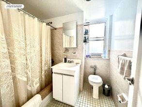 141-18 78th Ave in Queens, NY - Building Photo - Building Photo