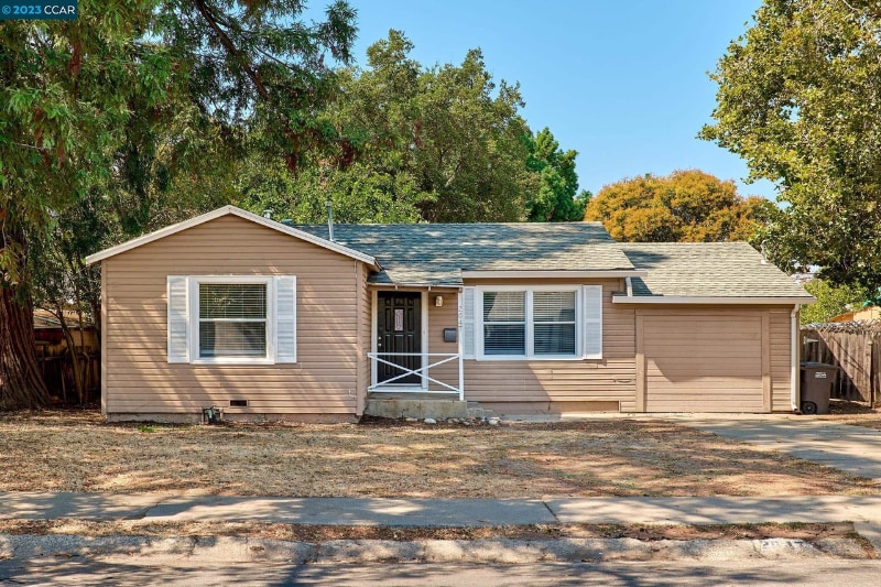 2647 Garden Ave in Concord, CA - Building Photo