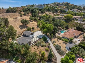 9425 Gierson Ave in Los Angeles, CA - Building Photo - Building Photo