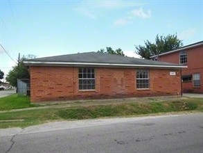 5130 Chapman St in Houston, TX - Building Photo - Building Photo