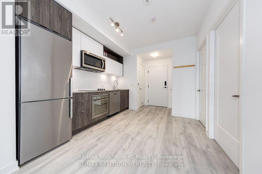 121-121 Lower Sherbourne St in Toronto, ON - Building Photo