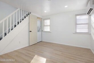 12 Main St in Englishtown, NJ - Building Photo - Building Photo