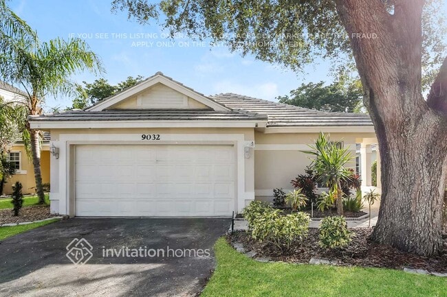 property at 9032 Lake Park Cir S