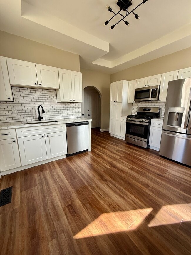 415 Considine Ave in Cincinnati, OH - Building Photo - Building Photo