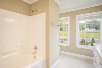 208 Downton Ave in Cookeville, TN - Building Photo - Building Photo