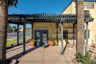 Sedona Pointe Apartments in Tucson, AZ - Building Photo - Building Photo