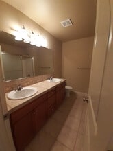 1523 Lincoln St in Hood River, OR - Building Photo - Building Photo