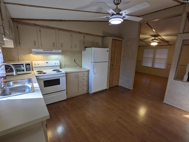 property at 1993 White Oak Rd
