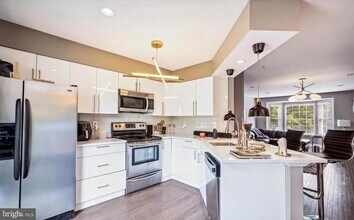 15907 Elf Stone Ct in Bowie, MD - Building Photo - Building Photo