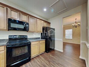 1273 Folkstone Ridge Ln in Winston-Salem, NC - Building Photo - Building Photo