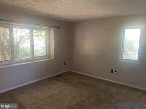 8309 Richardson Nursery Rd in Glen Burnie, MD - Building Photo - Building Photo