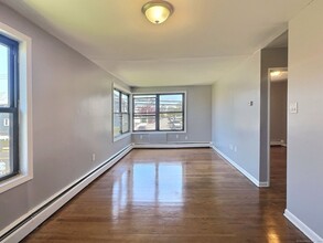 185 Palisade Ave in Bridgeport, CT - Building Photo - Building Photo