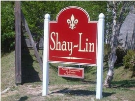 1875 Shay-Lin Ct in Niceville, FL - Building Photo