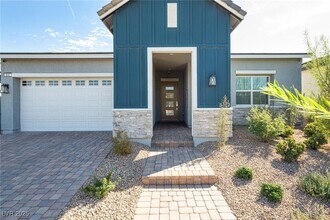 832 Canonbury St in Henderson, NV - Building Photo - Building Photo