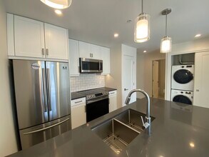 119 Haliburton St in Nanaimo, BC - Building Photo - Building Photo