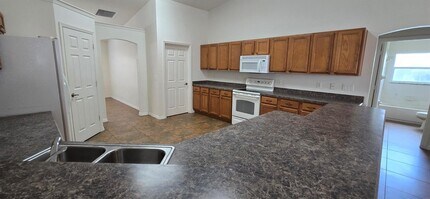 9995 SW 41st Ave in Ocala, FL - Building Photo - Building Photo