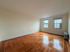 3063 Buhre Ave in Bronx, NY - Building Photo - Building Photo