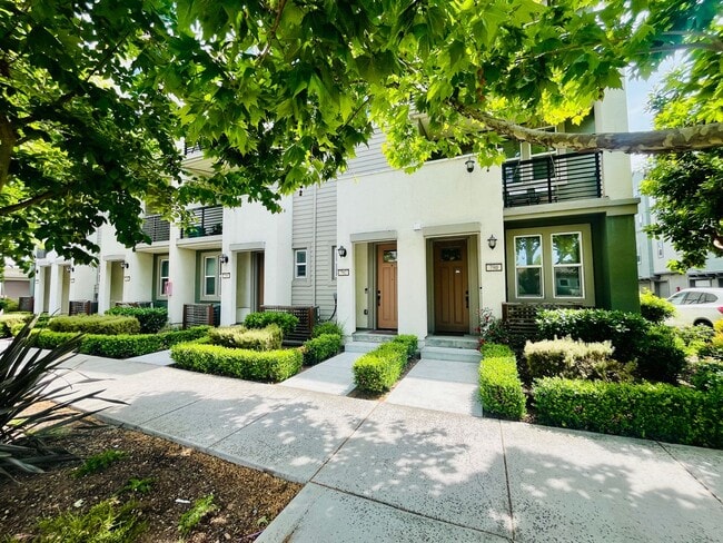 property at 792 Garden St