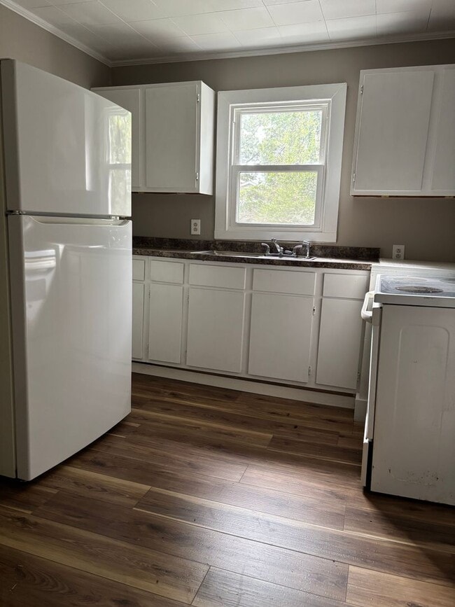 204 Flora Cir in Red Bank, TN - Building Photo - Building Photo