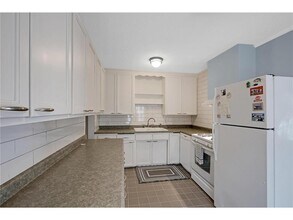 5830 Lyndale Ave S, Unit 5830 in Minneapolis, MN - Foto de edificio - Building Photo