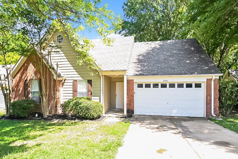 6926 Ginwood Cove in Walls, MS - Building Photo