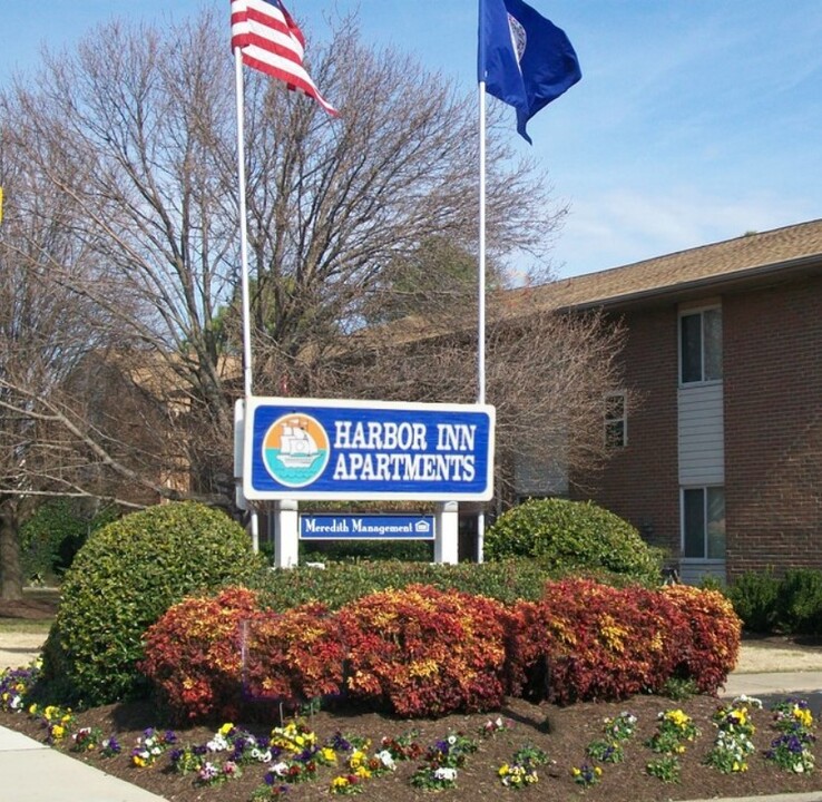 Harbor Inn Apartments in Virginia Beach, VA - Foto de edificio