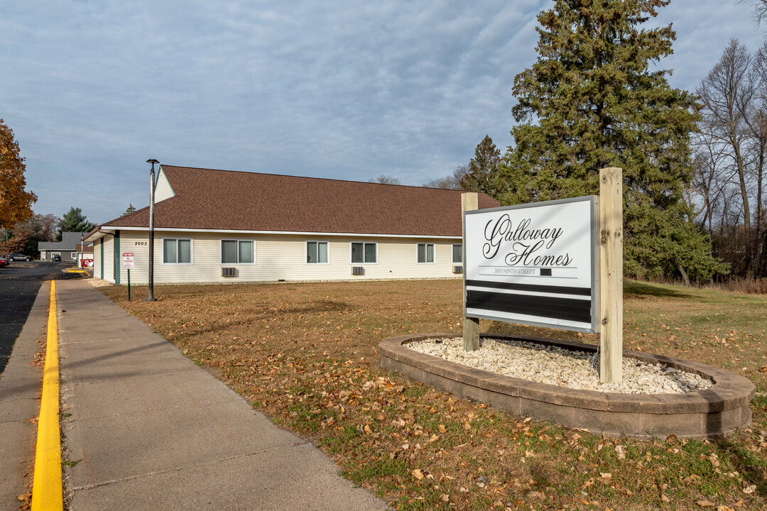 Galloway Apartments in Menomonie, WI - Foto de edificio