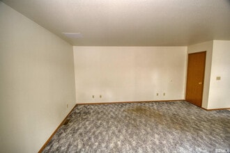 151 N Broadway St in Fallon, NV - Building Photo - Building Photo