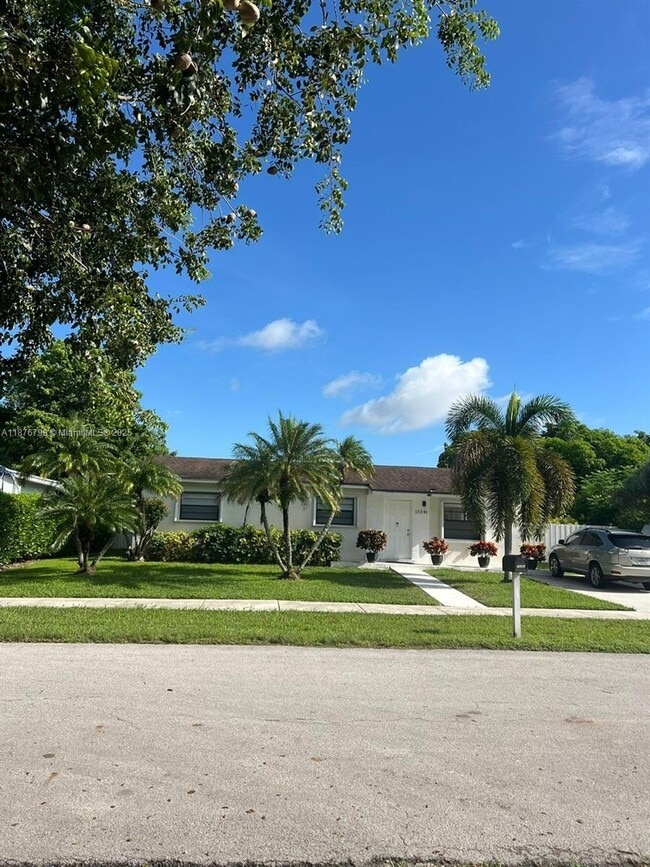 property at 15341 SW 307th Rd