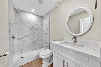 5324 NW 1st Ave in Fort Lauderdale, FL - Building Photo - Building Photo