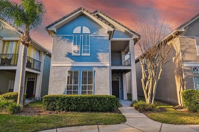 property at 4008 Palmetto Palm Ct