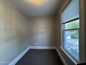 2347 17th St in Troy, NY - Building Photo - Building Photo