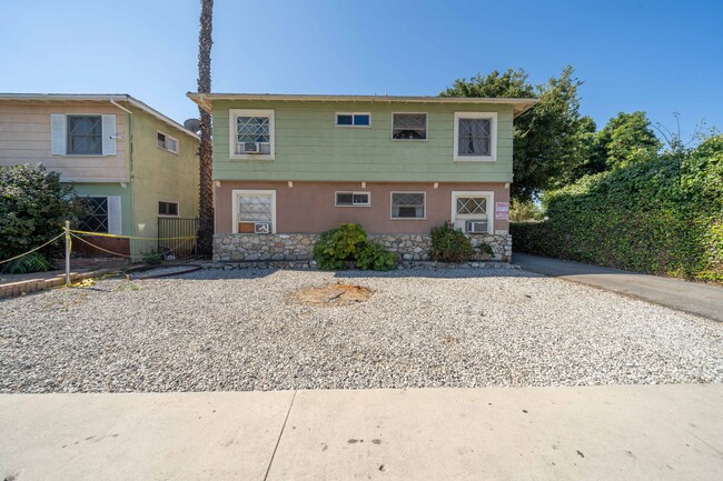 14112 Gilmore St in Van Nuys, CA - Building Photo - Building Photo