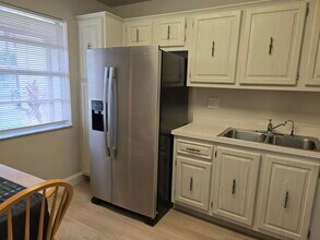 143 Lake Barbara Dr in West Palm Beach, FL - Building Photo - Building Photo