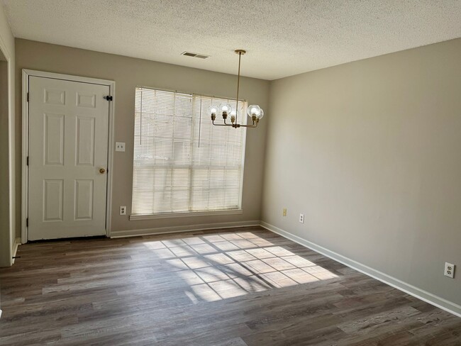 property at 304 Hillsboro Ln
