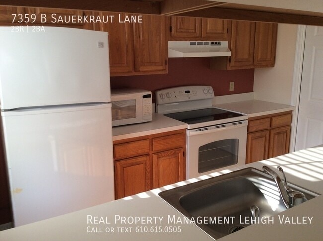 7359B Sauerkraut Ln in Macungie, PA - Building Photo - Building Photo