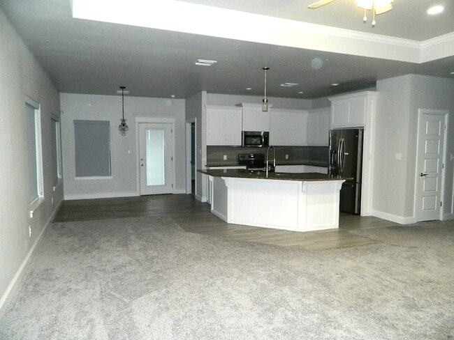 203 Northwest Granite Avenue in Cache, OK - Building Photo - Building Photo