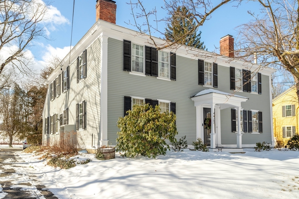 700 Main St-Unit -2 in Bolton, MA - Building Photo