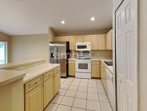 32125 Cypress Valley Dr in Wesley Chapel, FL - Building Photo - Building Photo